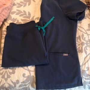 Big Sky Color Figs scrub Set